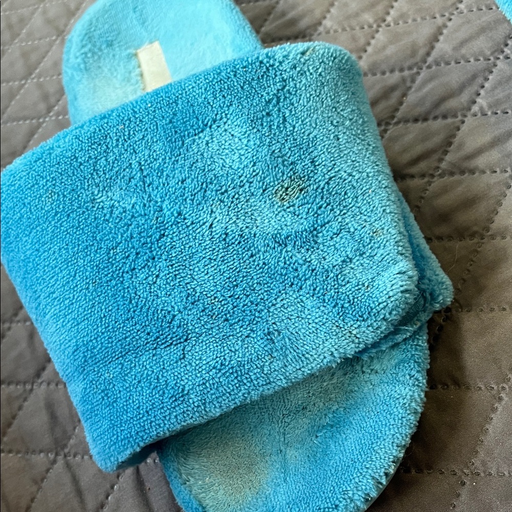 Vionic Dreamy Blue Slippers - Picture 8 of 11